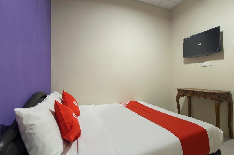 Oyo 44100 Hotel Casavilla Petaling Jaya Exteriör bild